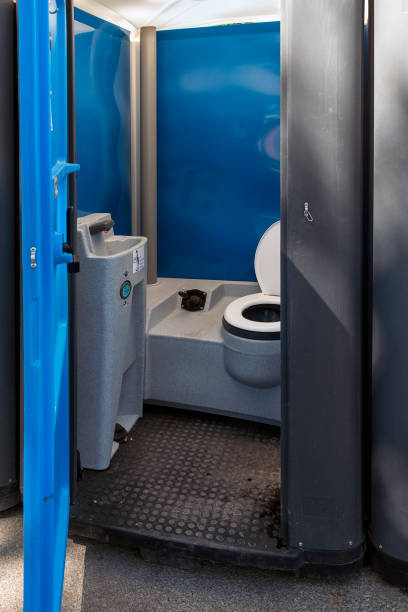 Portable Toilet Options We Offer in Browns Point, WA