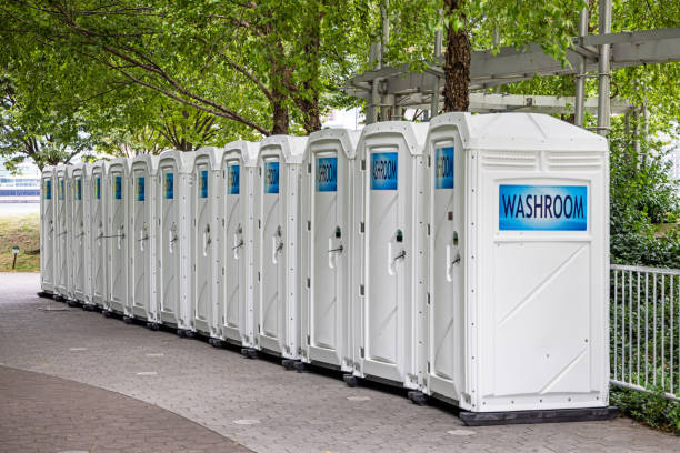 Best Portable restroom trailer rental  in Browns Point, WA
